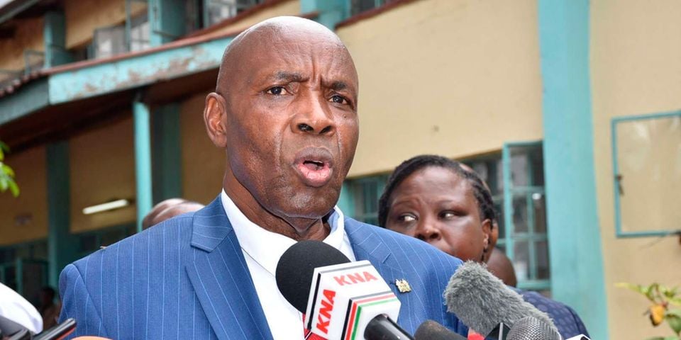 Gov’t kicks off distribution of Junior Secondary School textbooks